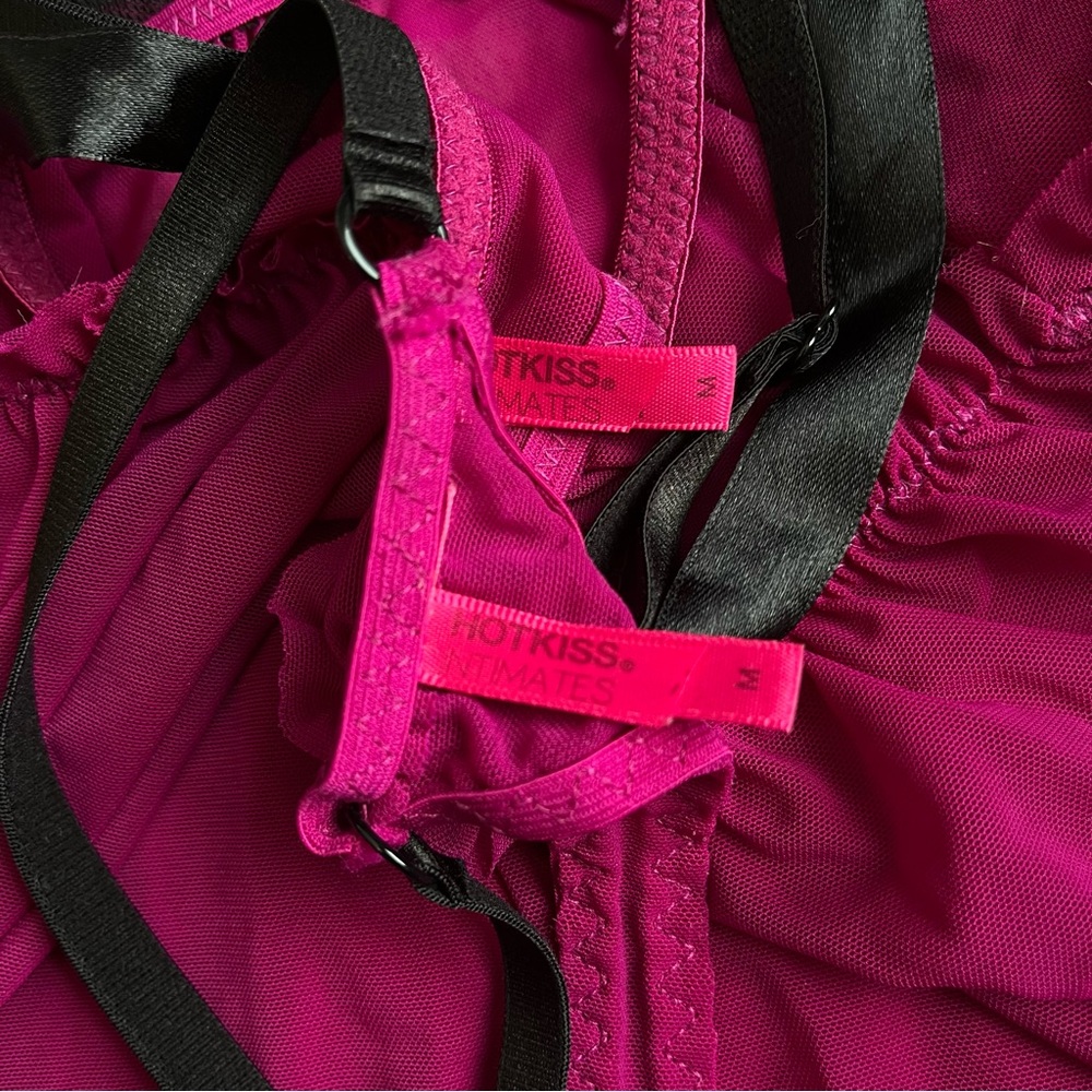 Hot Kiss fuchsia and black babydoll and thong panty set M - Picture 4 of 4